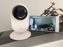 关爱留守儿童 小蚁智能摄